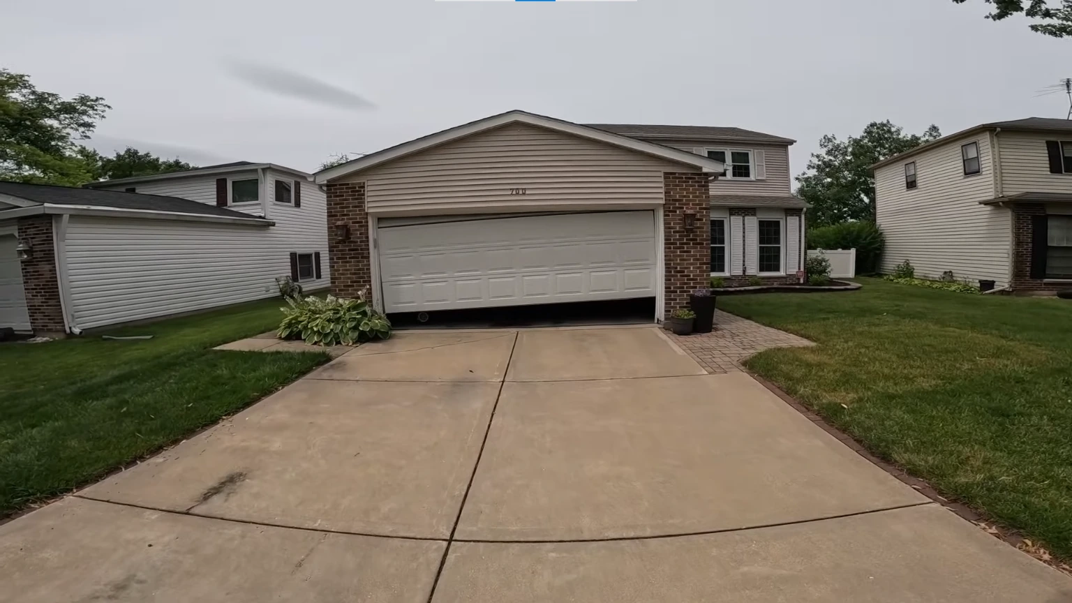 Garage door cable repair Franklin, TN — frayed cable inspection