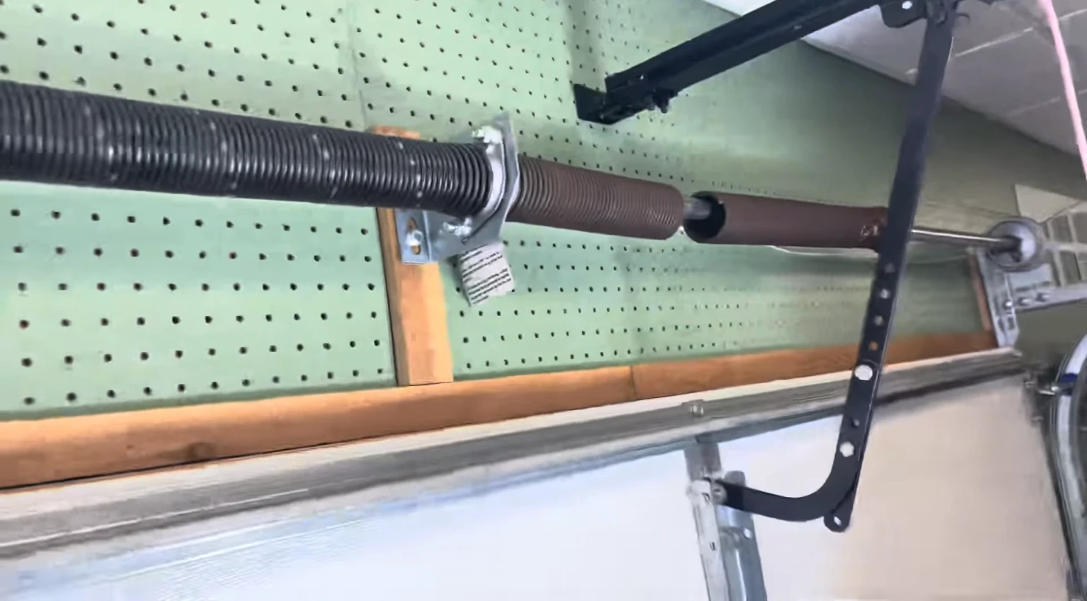 Garage door repair Franklin, TN torsion spring inspection